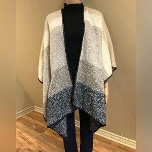 Vince Camuto Ombre Boucle Knit Blanket Cape Scarf